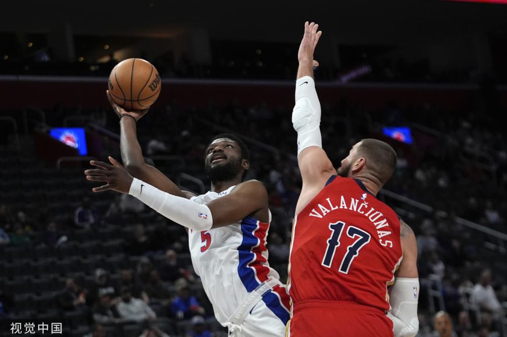 扣人心弦的 扣人心弦的